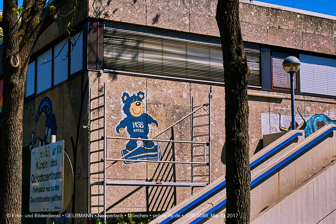 21.03.2017 - Abrissbaustelle Quiddezentrum in Neuperlach
